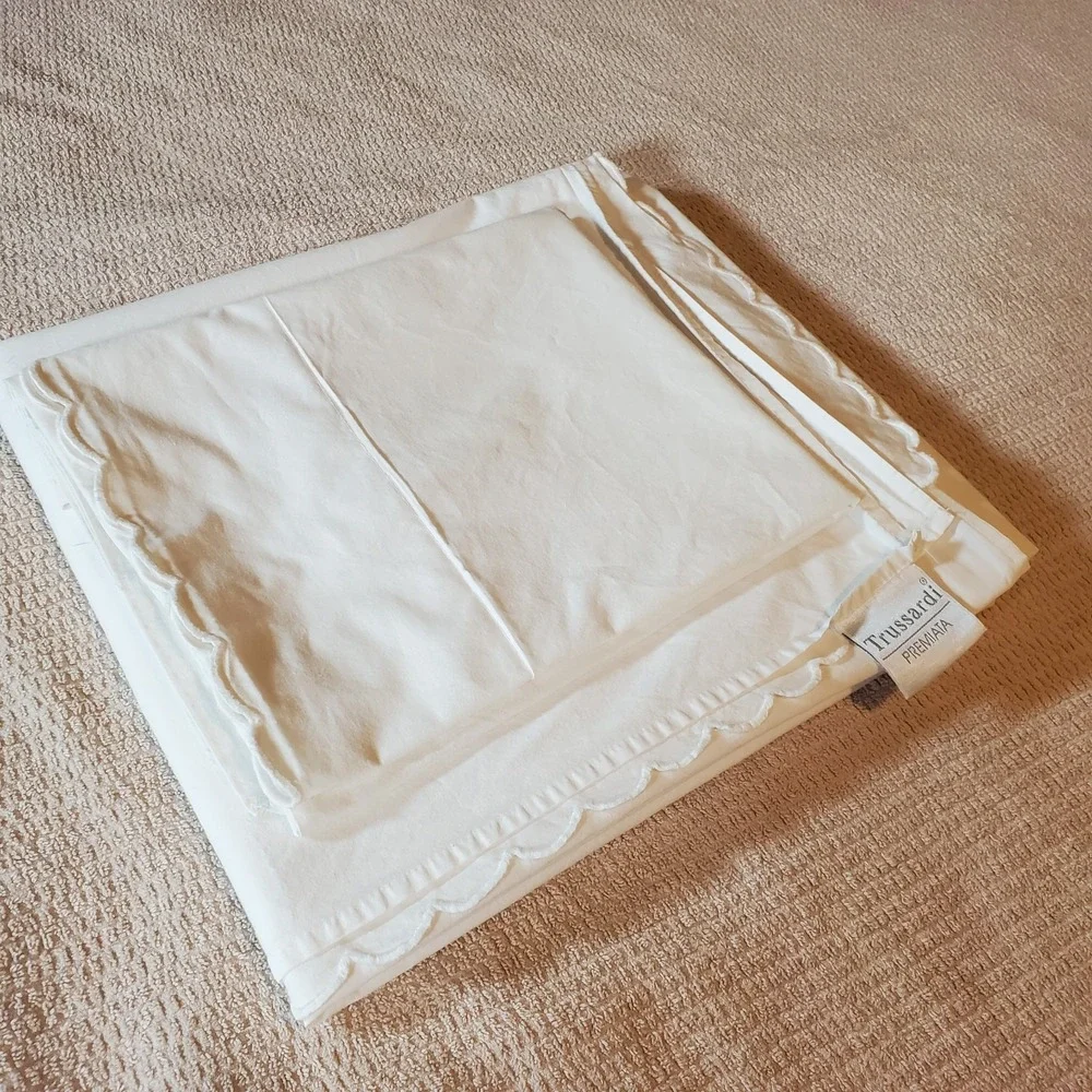 Trussardi 55x102 inch